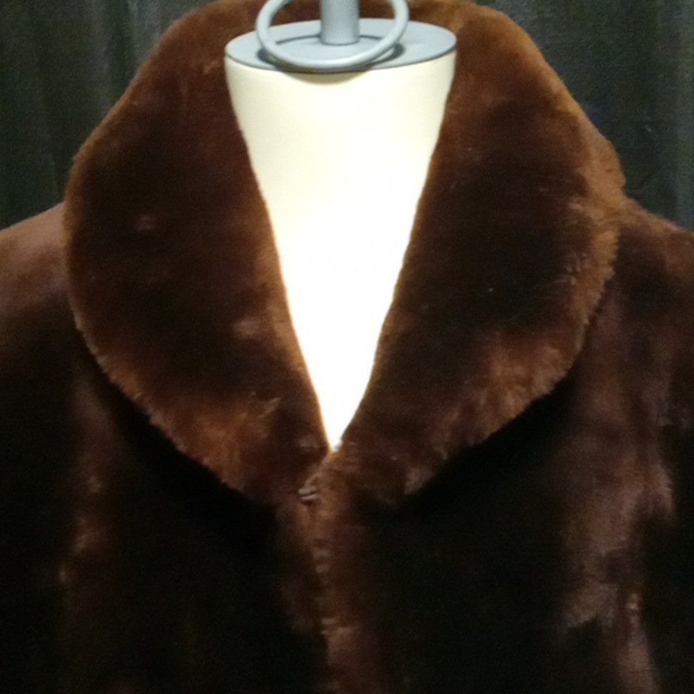 VINTAGE ALASKAN FUR COAT CUSTOM MADE BY CERBOTAI PARIS - Picture 2 of 13